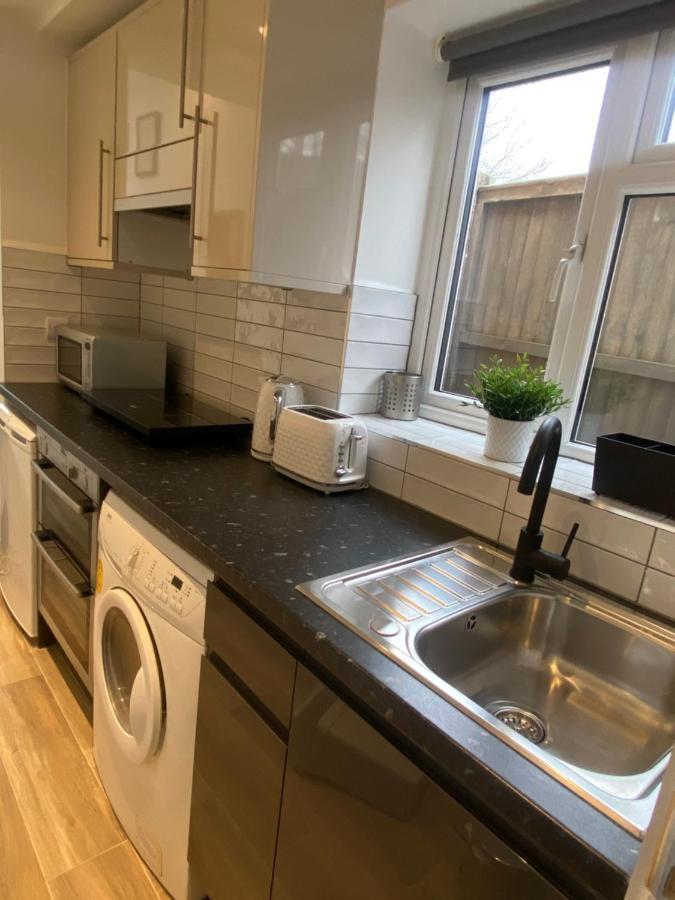 Lovely And Modern Studio Apartment. Боргемвуд Екстер'єр фото