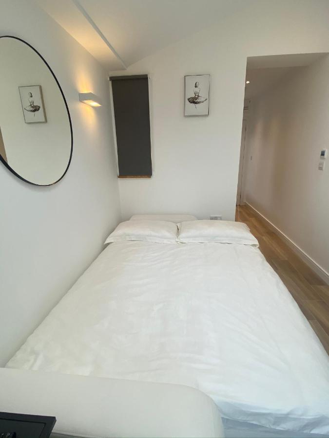 Lovely And Modern Studio Apartment. Боргемвуд Екстер'єр фото