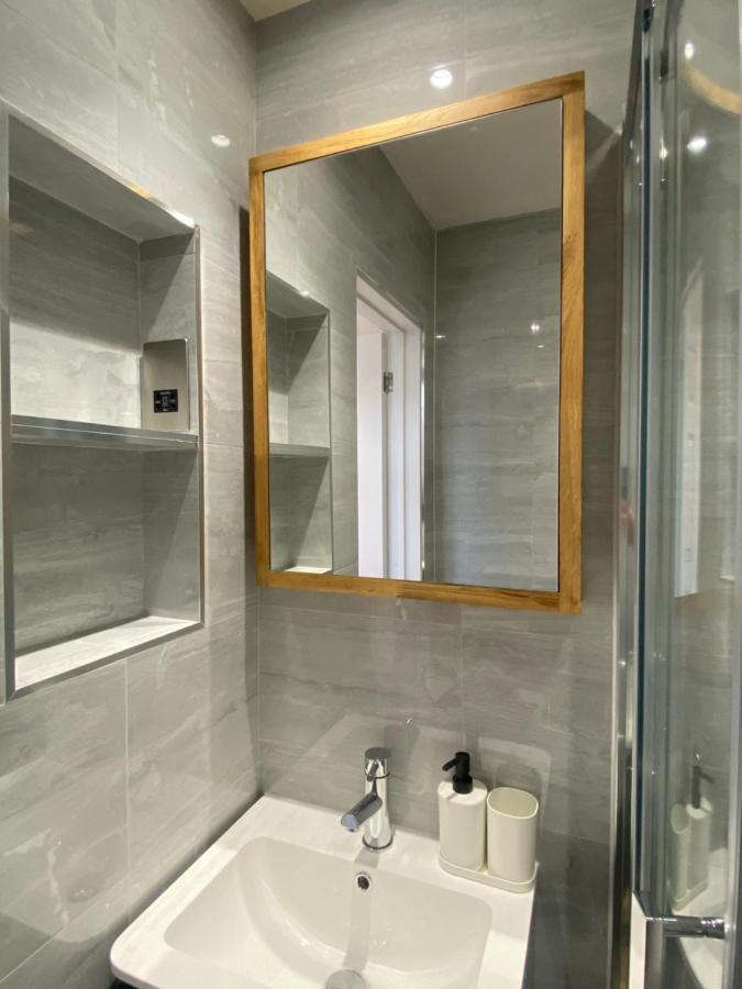 Lovely And Modern Studio Apartment. Боргемвуд Екстер'єр фото